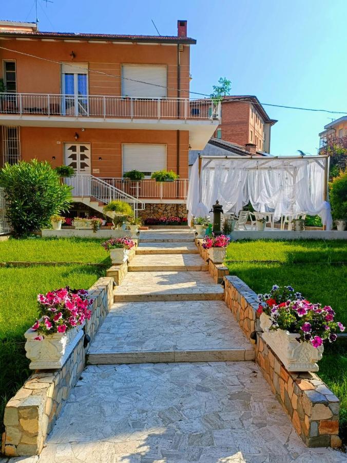 Domus Cesena Hotel Exterior photo